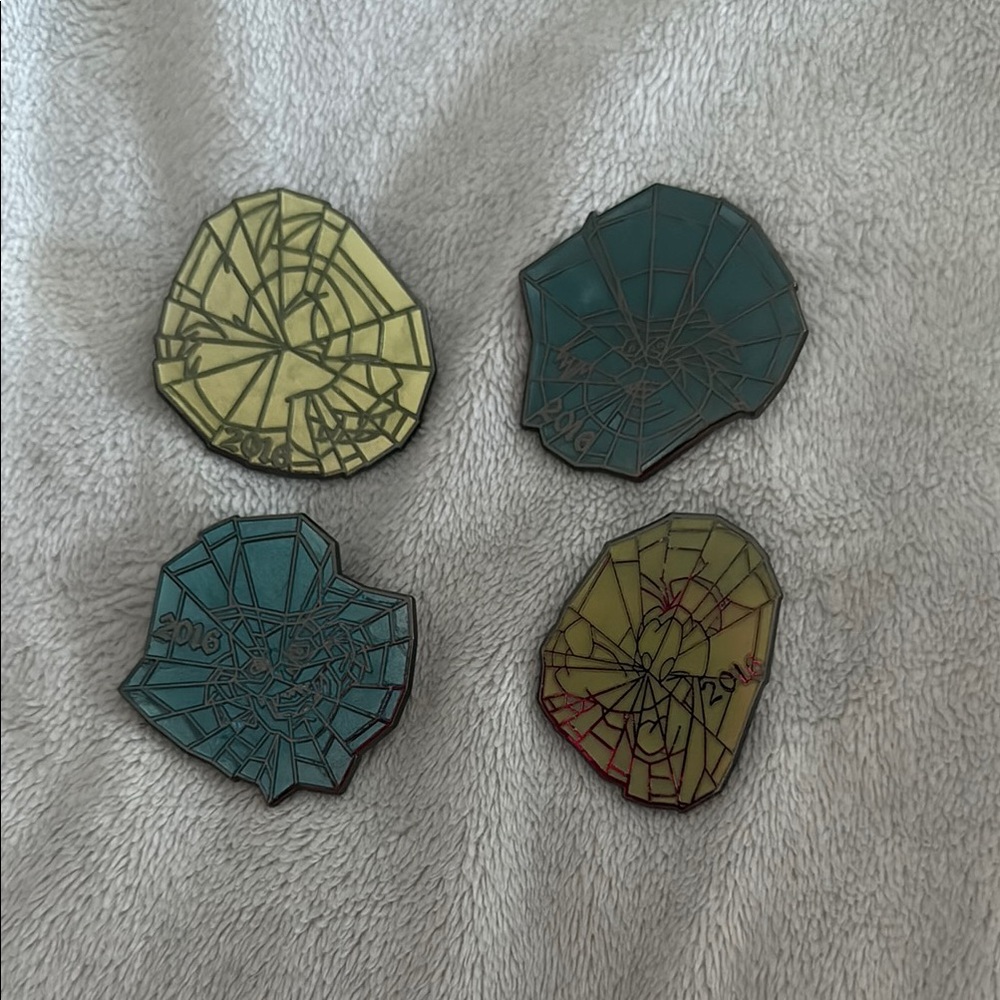 Disney Mickey Not So Scary Pin Set (Glow in the Dark)